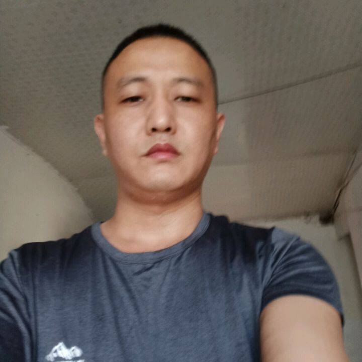 大庆小丁的第一张照片--深圳相亲服务中心