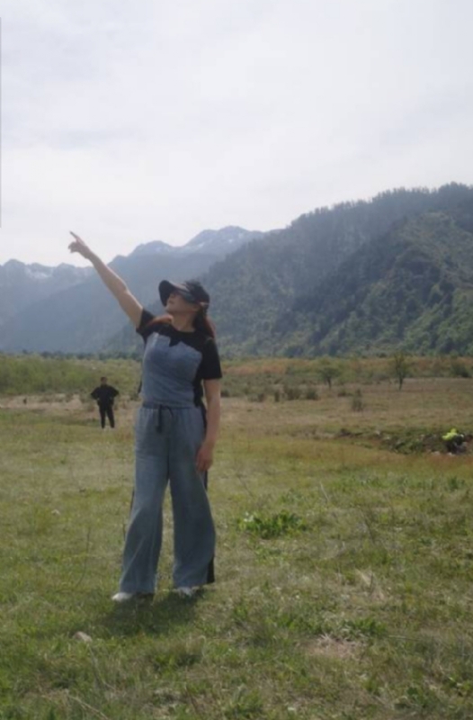 宛霞的第四张照片--深圳相亲服务中心