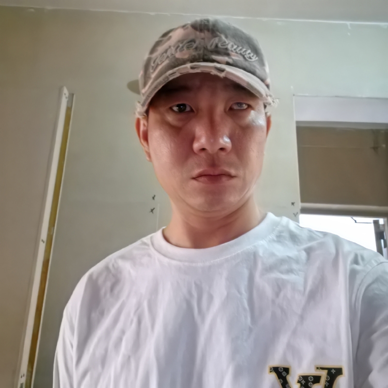 小心做人的第二张照片--深圳相亲服务中心