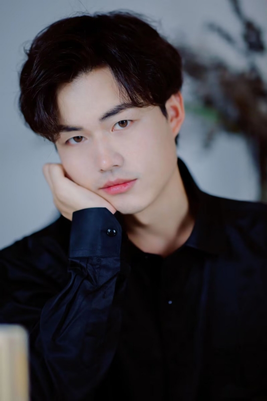 满天的星光的第二张照片--深圳相亲服务中心