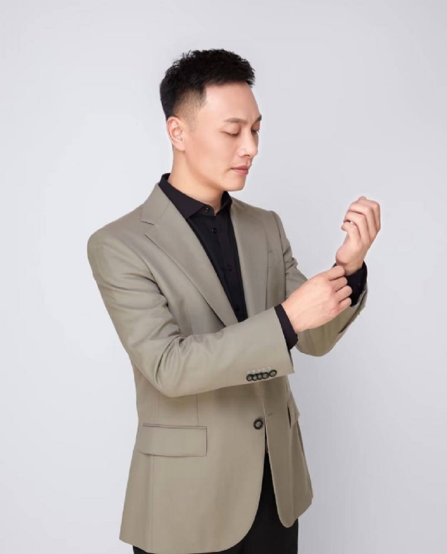 非凡人生的第一张照片--深圳相亲服务中心