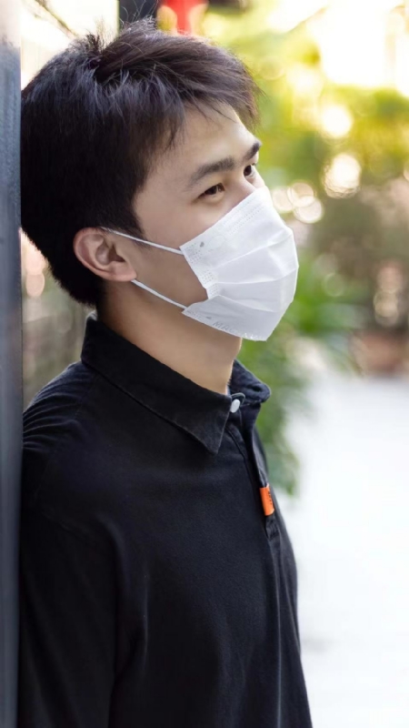 康庆浩的第一张照片--深圳相亲服务中心