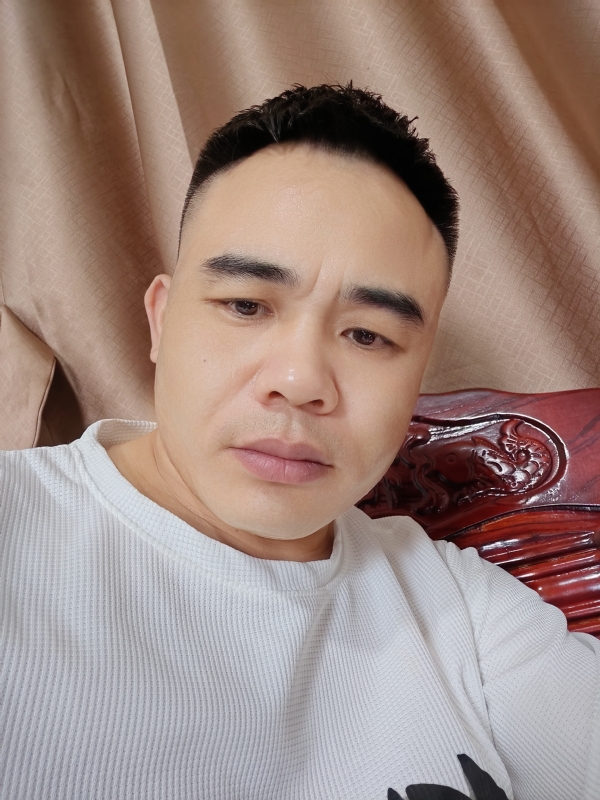 下一站的我的第一张照片--深圳相亲服务中心