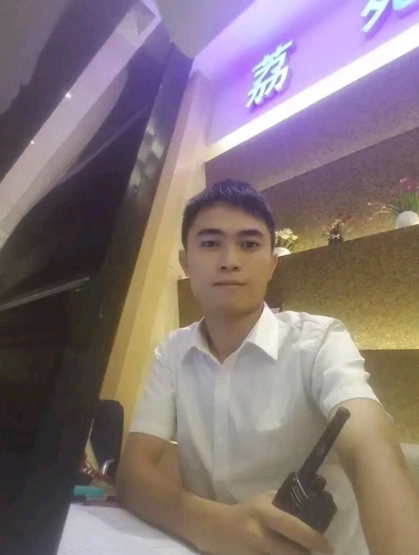 小叶的第二张照片--深圳相亲服务中心