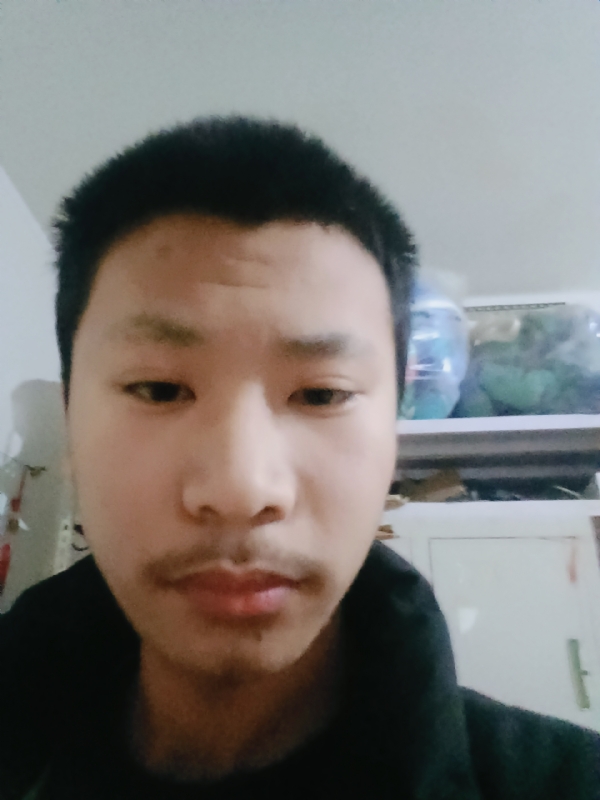 g未成年的第一张照片--深圳相亲服务中心