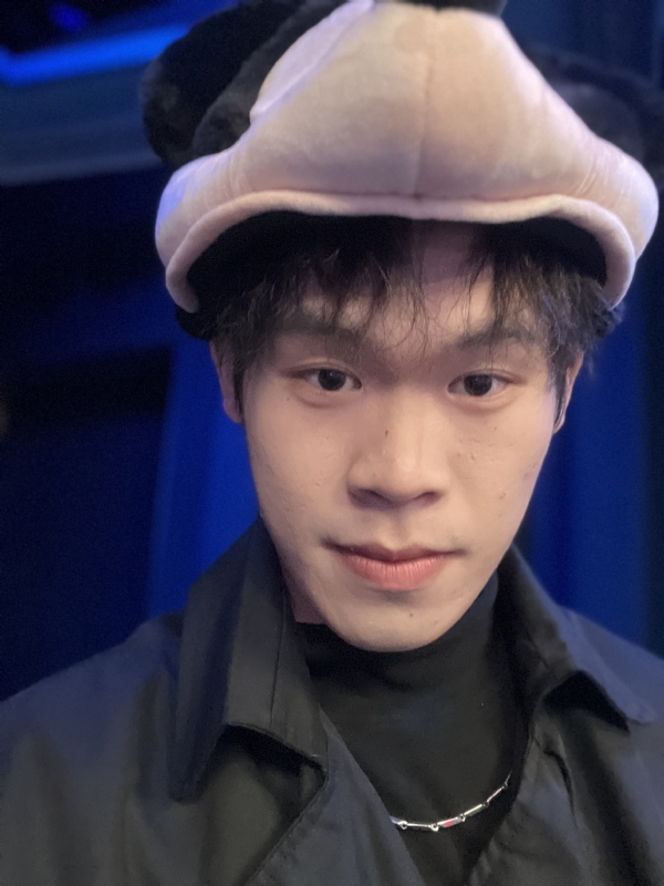 自律的杰的第一张照片--深圳相亲服务中心