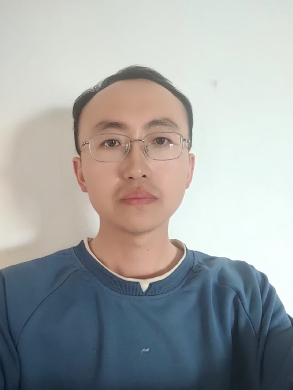 幕雨的第二张照片--深圳相亲服务中心