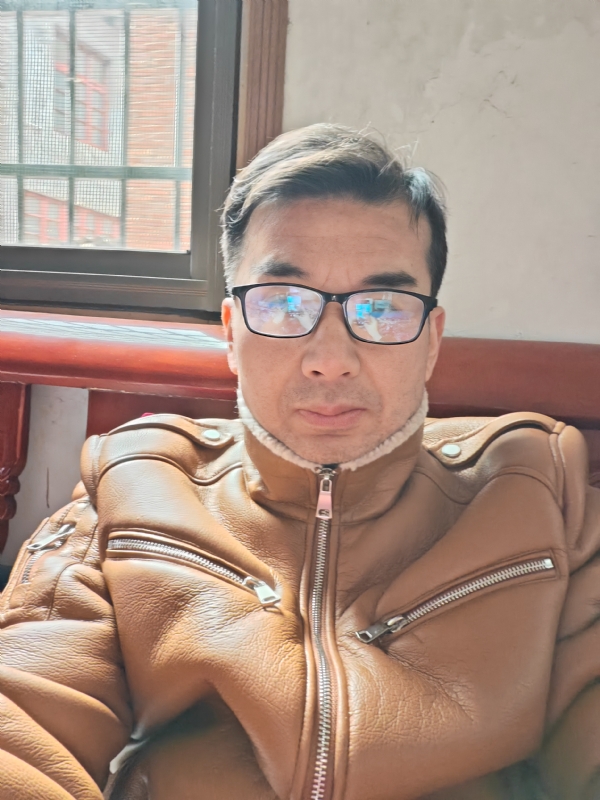 弹簧的第一张照片--深圳相亲服务中心