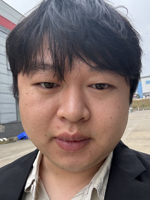 晴天的第二张照片--深圳相亲服务中心