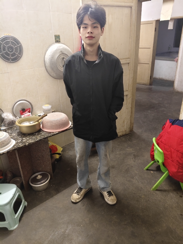 铭泽的第一张照片--深圳相亲服务中心