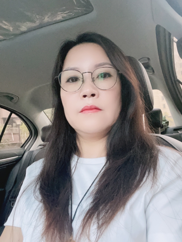 牡丹的第一张照片--深圳相亲服务中心