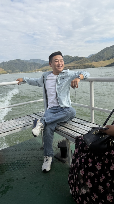 烟花易笑的第三张照片--深圳相亲服务中心