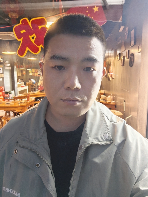 布布的第一张照片--深圳相亲服务中心