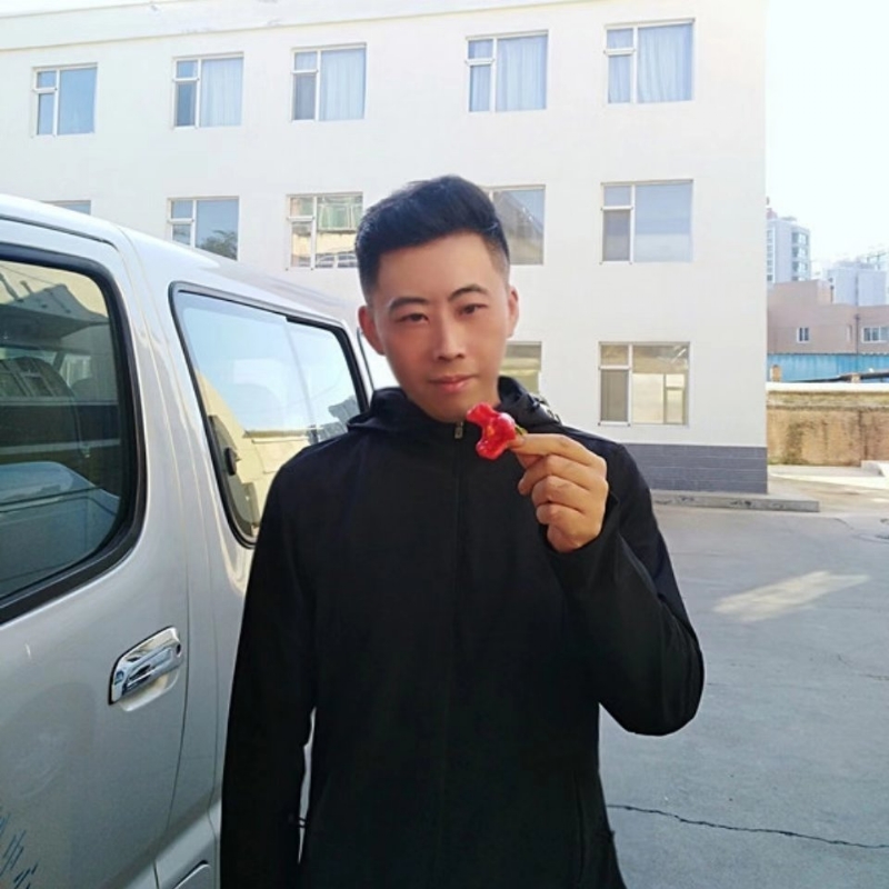 李信的第一张照片--深圳相亲服务中心