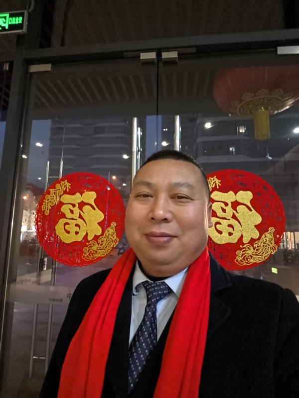 半百悟红尘的第一张照片--深圳相亲服务中心