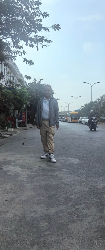 孤鹰的第一张照片--深圳相亲服务中心