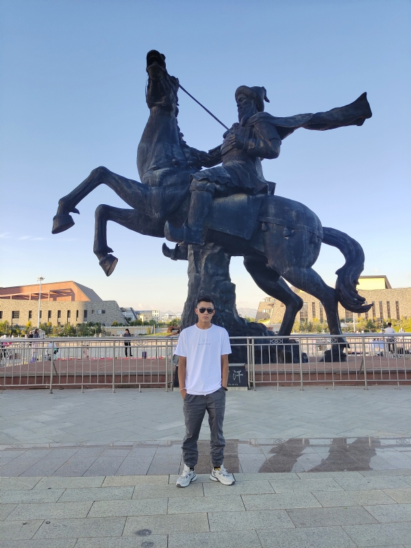 小白的第一张照片--深圳相亲服务中心