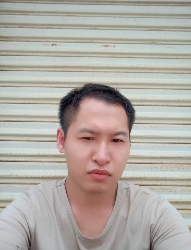 小立的第二张照片--深圳相亲服务中心