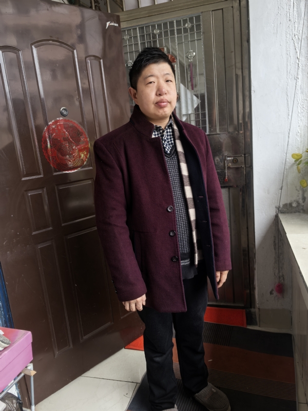 卢显澳的第一张照片--深圳相亲服务中心