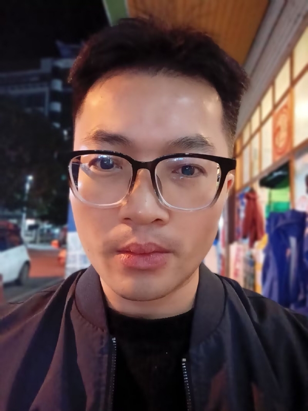 沧海一粟的第一张照片--深圳相亲服务中心