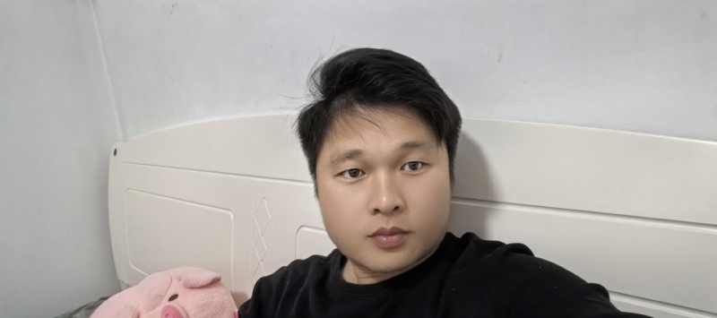 一个幸运的人的第一张照片--深圳相亲服务中心