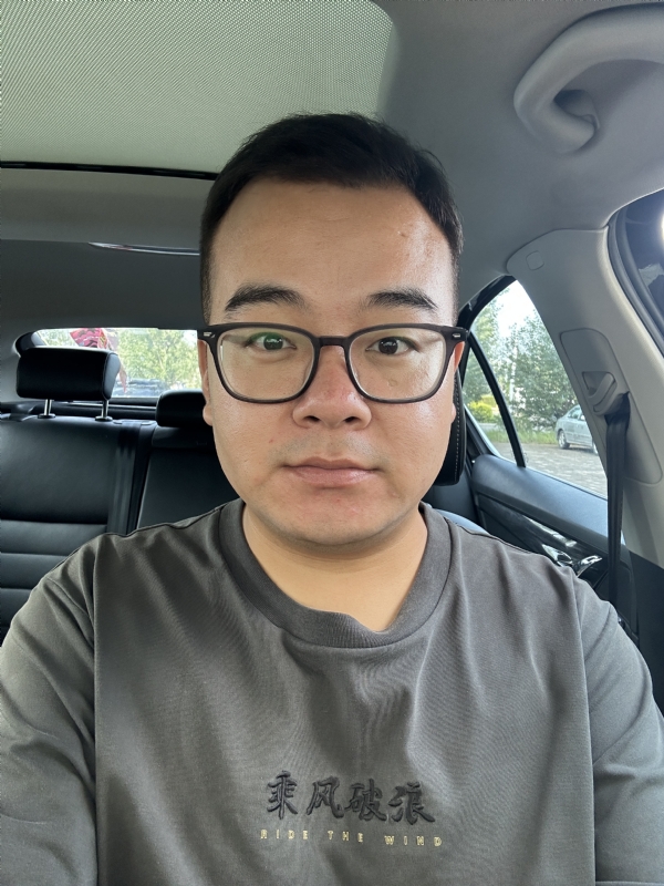 水和空气的第一张照片--深圳相亲服务中心