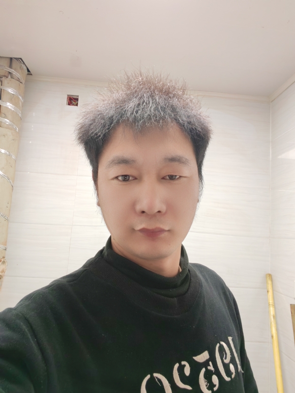 心与心的第一张照片--深圳相亲服务中心