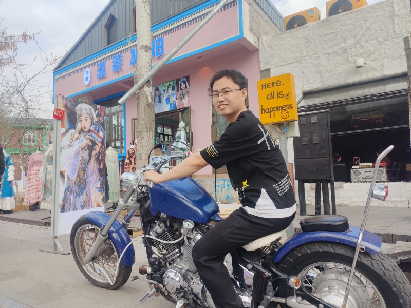 栉风的第一张照片--深圳相亲服务中心