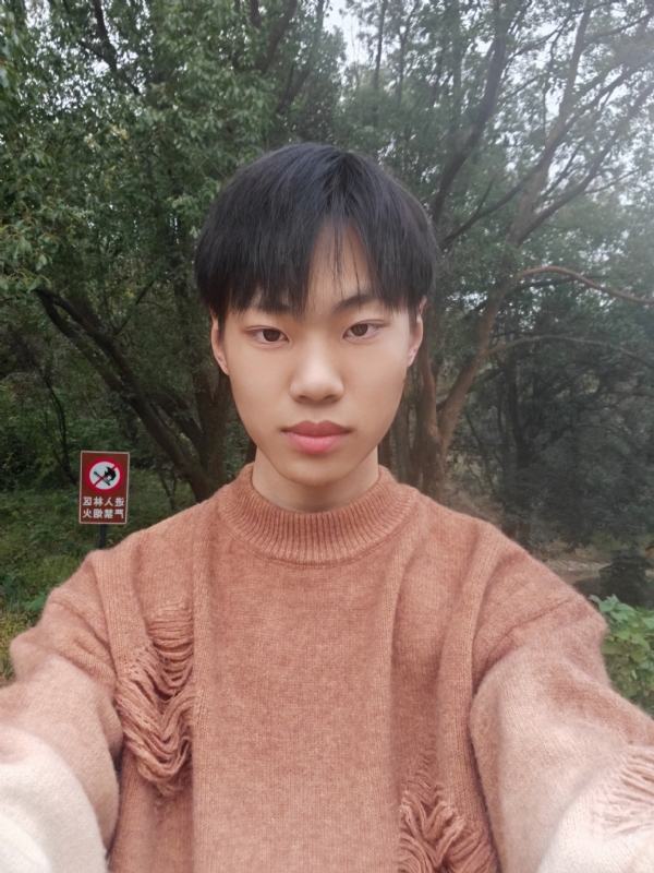 祤辰的第一张照片--深圳相亲服务中心