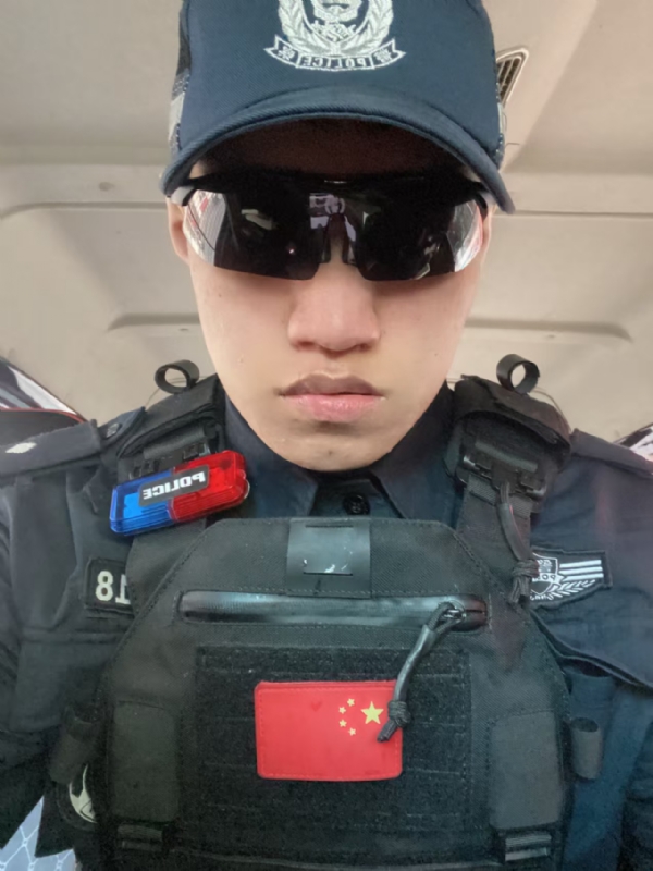 灵犀的第一张照片--深圳相亲服务中心