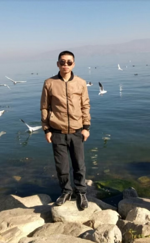 追光者的第一张照片--深圳相亲服务中心