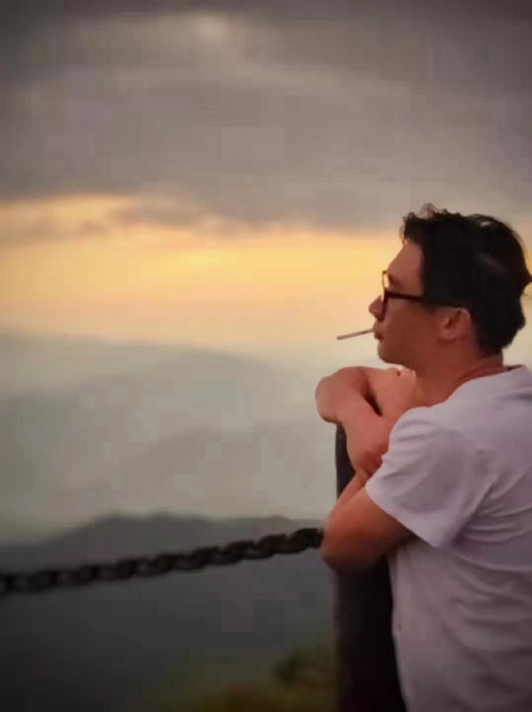 心有山海静而无边的第二张照片--深圳相亲服务中心